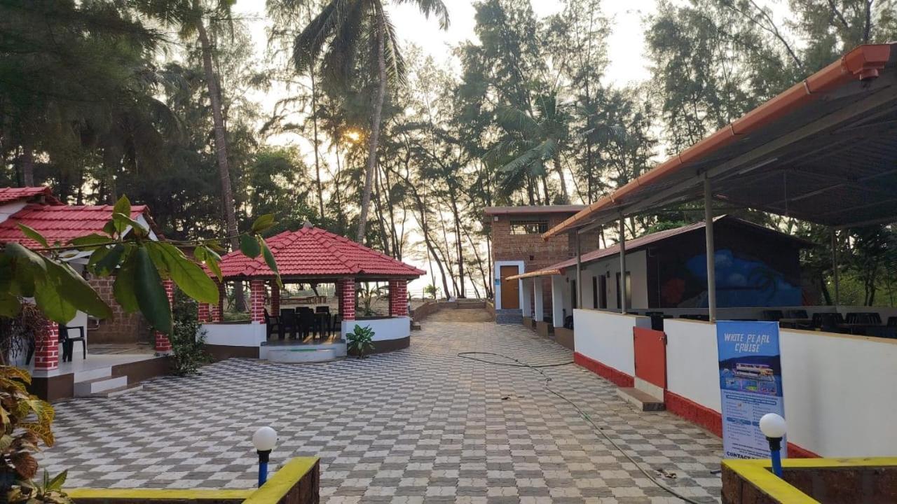 White Sand Beach Stay Resort Kumta Buitenkant foto