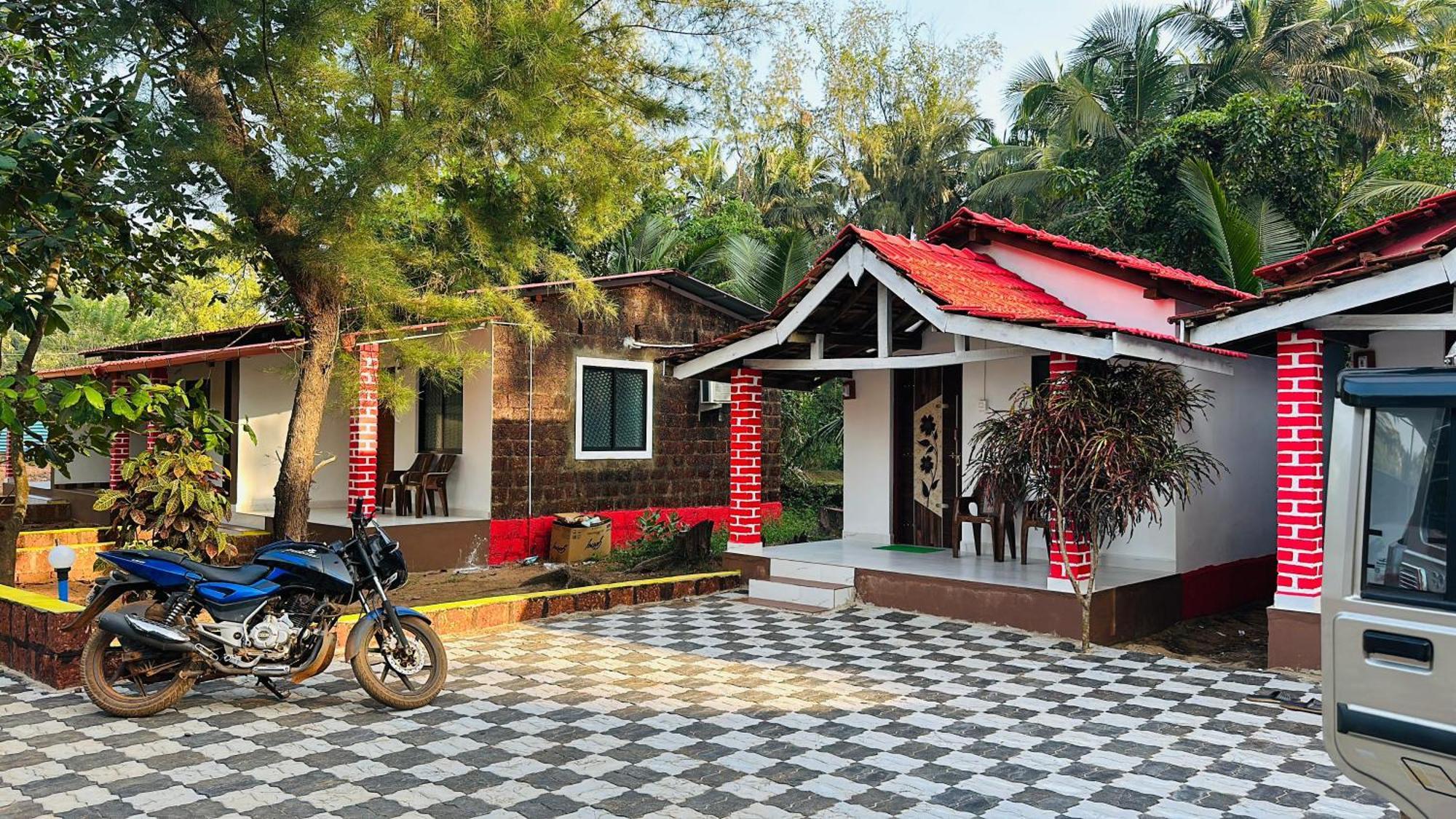 White Sand Beach Stay Resort Kumta Buitenkant foto